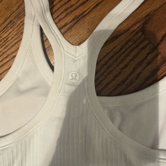 Ebb to Street Tank Top Light Support, B/C Cup - Picture 4 of 7